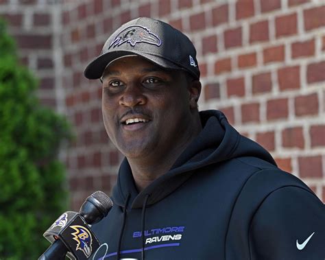 Tee Martin, a ‘quarterback guy’ who now coaches them for the Ravens, has already built trust with Lamar Jackson